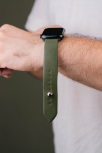 Waji's Olive Green Leather Straps (2)